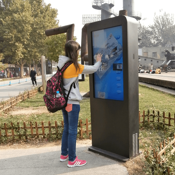 條形智能戶(hù)外廣告機(jī)-人機(jī)交互功能